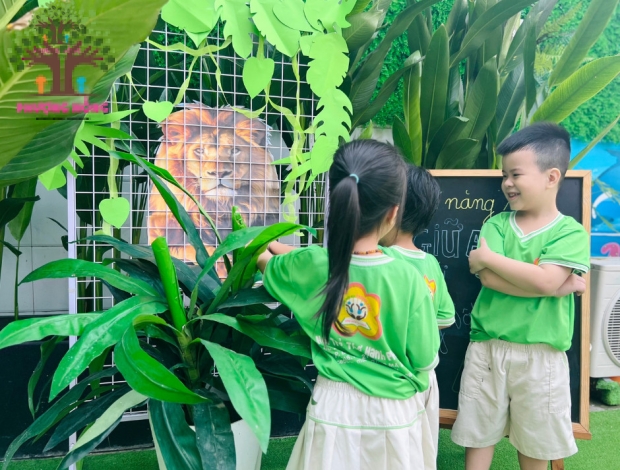 Lớp Orange: Kỹ Năng Sống - Giữ An Toàn Với Động Vật Nguy Hiểm